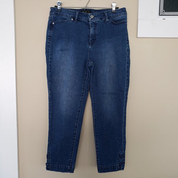 Talbots Denim - EUC women's Talbots Flawless Five-pocket cropped jeans